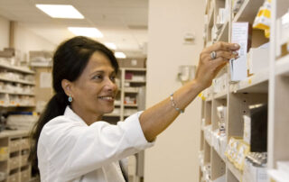 Riesgos laborales del personal farmacéutico - Novagés