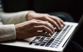 Ciberacoso laboral - Novagés